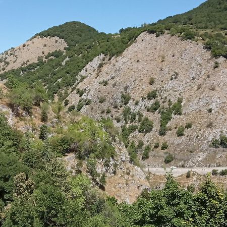 La Casetta Di Anna Villalago Zewnętrze zdjęcie